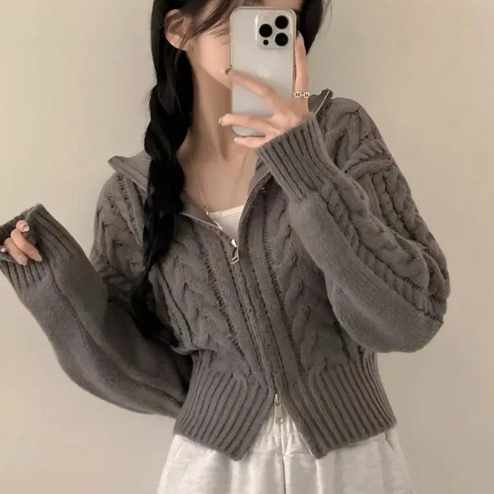 [BUNJANG] Kkwabaegi Crop Zip-up Knit Cardigan Gray / 꽈배기 카라 크롭 집업 니트 가디건 회색