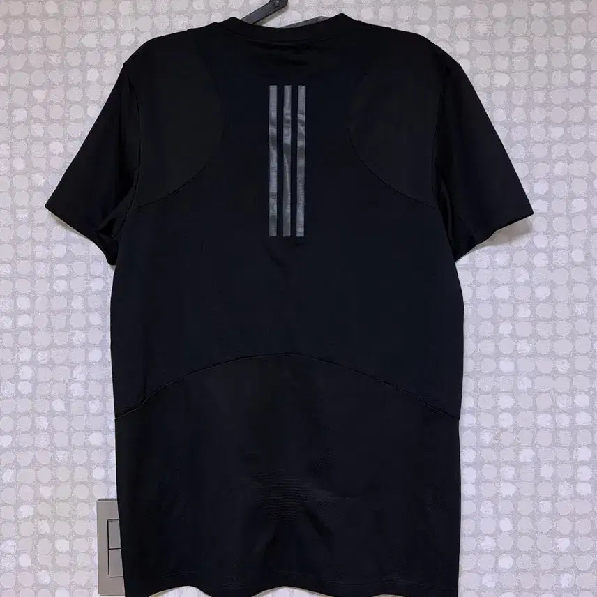 [SOLD OUT] 아디다스 기능성 반팔티 블랙 XL