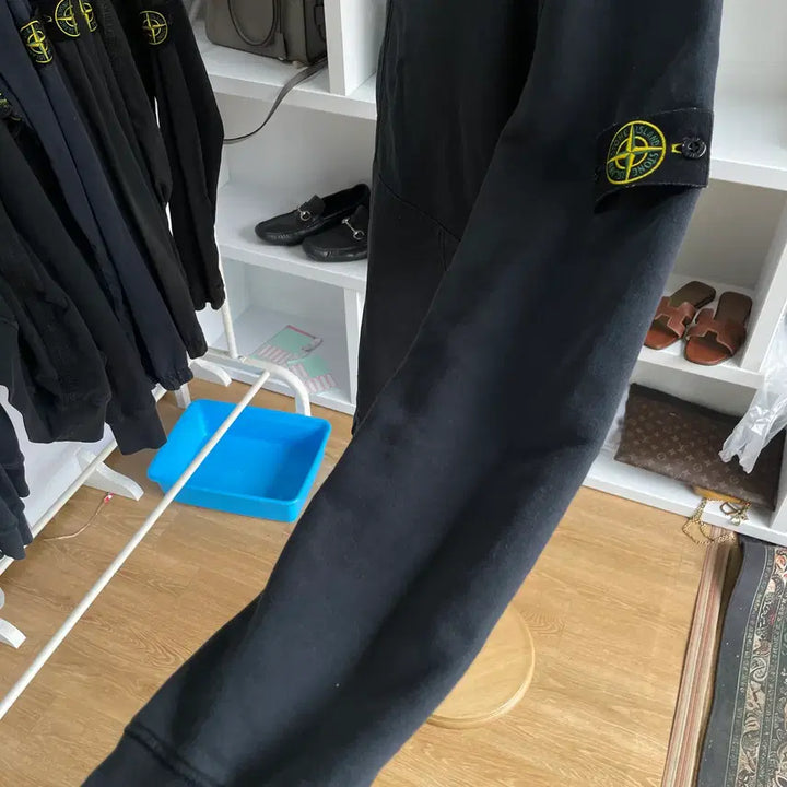 [BUNJANG] Stone Island Hooded Zip-Up (Black, 3XL) / [새상품급, 3XL] 스톤아일랜드 블랙 후드집업