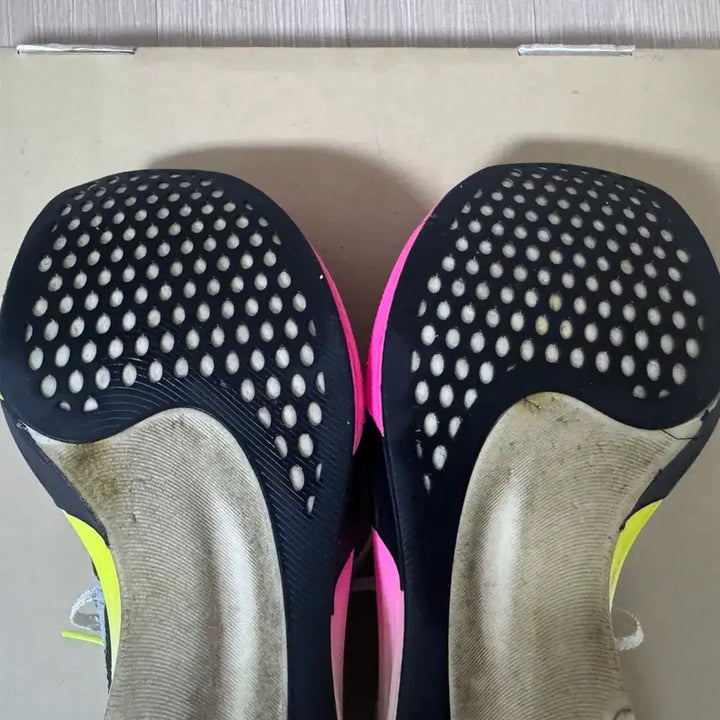 [BUNJANG] Asics Metaspeed Edge Paris Running Shoes 280mm / 아식스 메타스피드 엣지 파리 러닝화 280mm