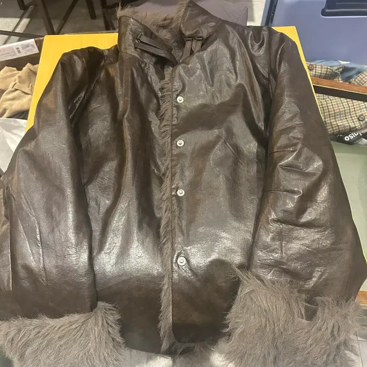 [SOLD OUT] 아비에무아 무스탕