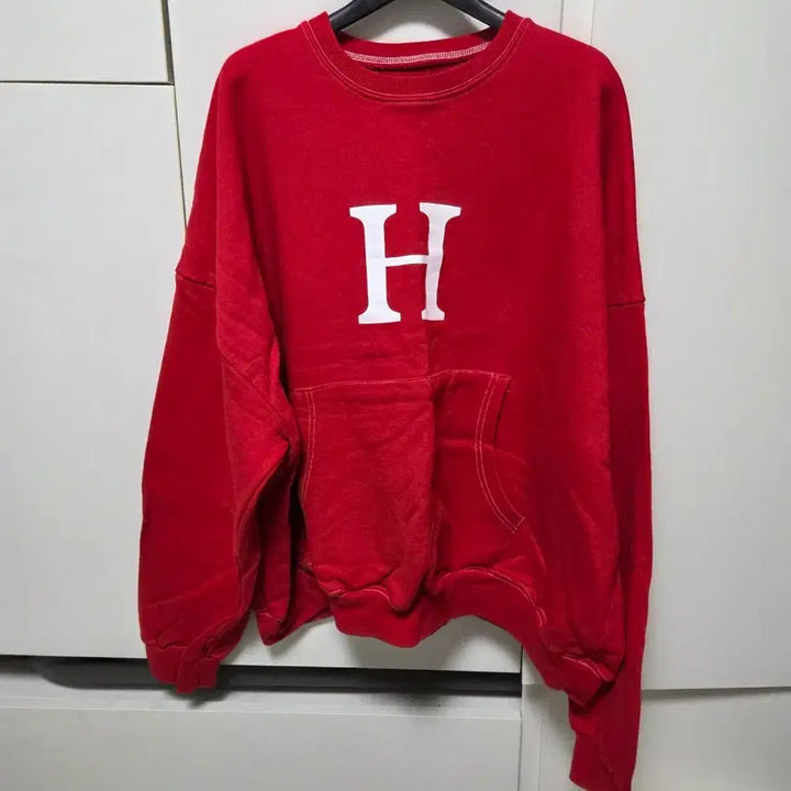 [BUNJANG] H Red Sweatshirt / H맨투맨