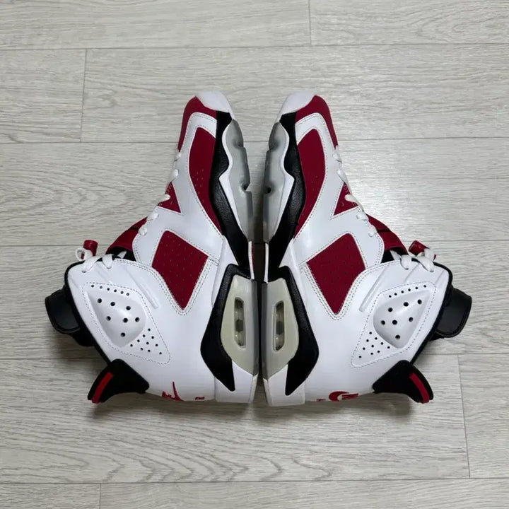 [BUNJANG] Nike Jordan 6 Carmine 2021 Sneakers / 조던 6 카마인 2021 275