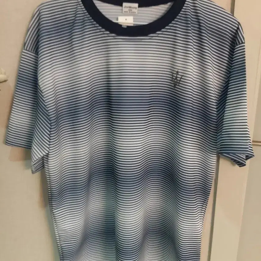 [BUNJANG] MASERATI Striped Cool Dry-Fit T-Shirt / MASERATI 마세라티 새옷 냉쿨 스트라이프 2종