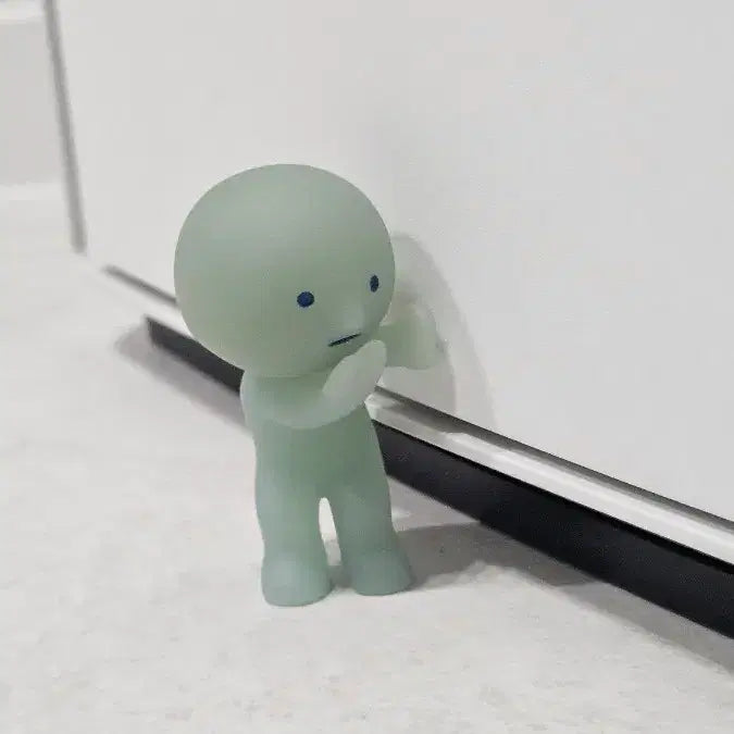 [BUNJANG] Smiski Bathroom Series Figure / 스미스키 욕실 시리즈 야광 피규어