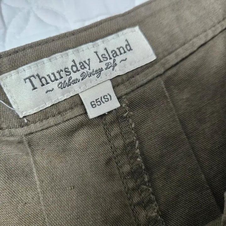 [SOLD OUT] 써스데이아일랜드 카키색 플리츠 롱 와이드 치마바지