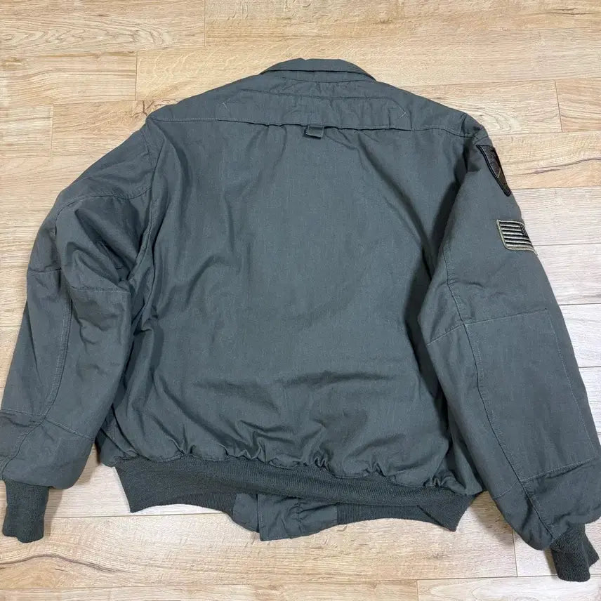 [SOLD OUT] 미군 오리지날 00s CVC 탱커 자켓 L/L