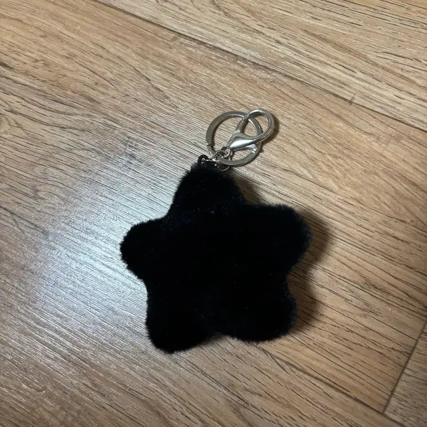 [BUNJANG] BLACK STARFISH Mark Doll Keyring / BLACK STARFISH DOLL KEYRING [마크 ver.]