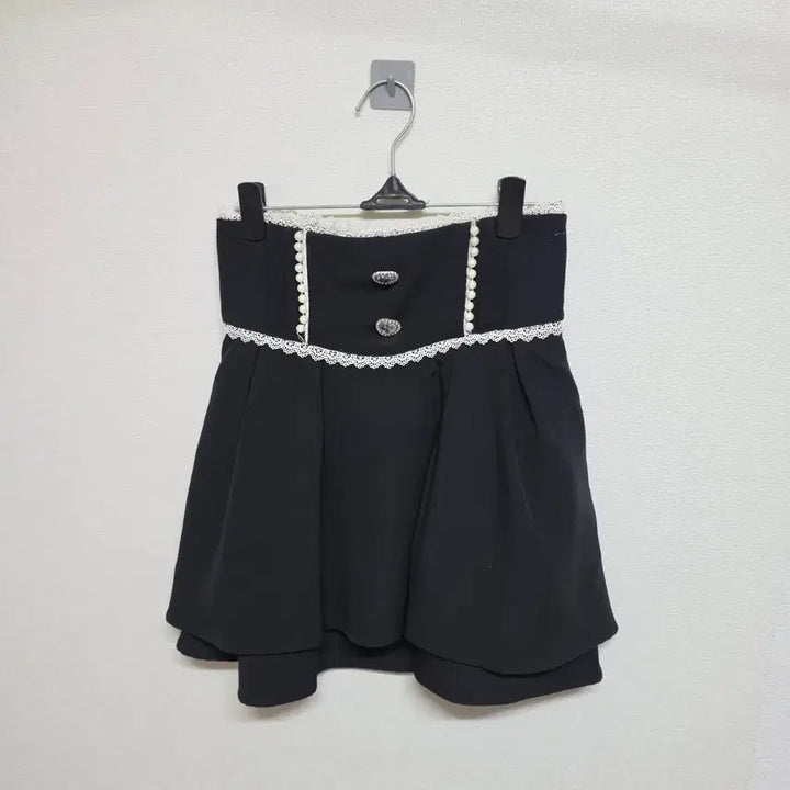 [BUNJANG] 정품) 디마럽 진주 비주 플레어 스커트 / 정품) 디마럽 진주 비주 플레어 스커트
