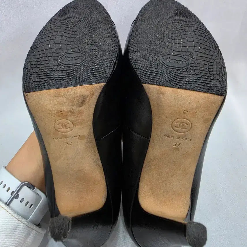 [BUNJANG] Chanel Cap-Toe Pumps 235-240mm / (정품)샤넬 캡토 펌프스힐 235~240