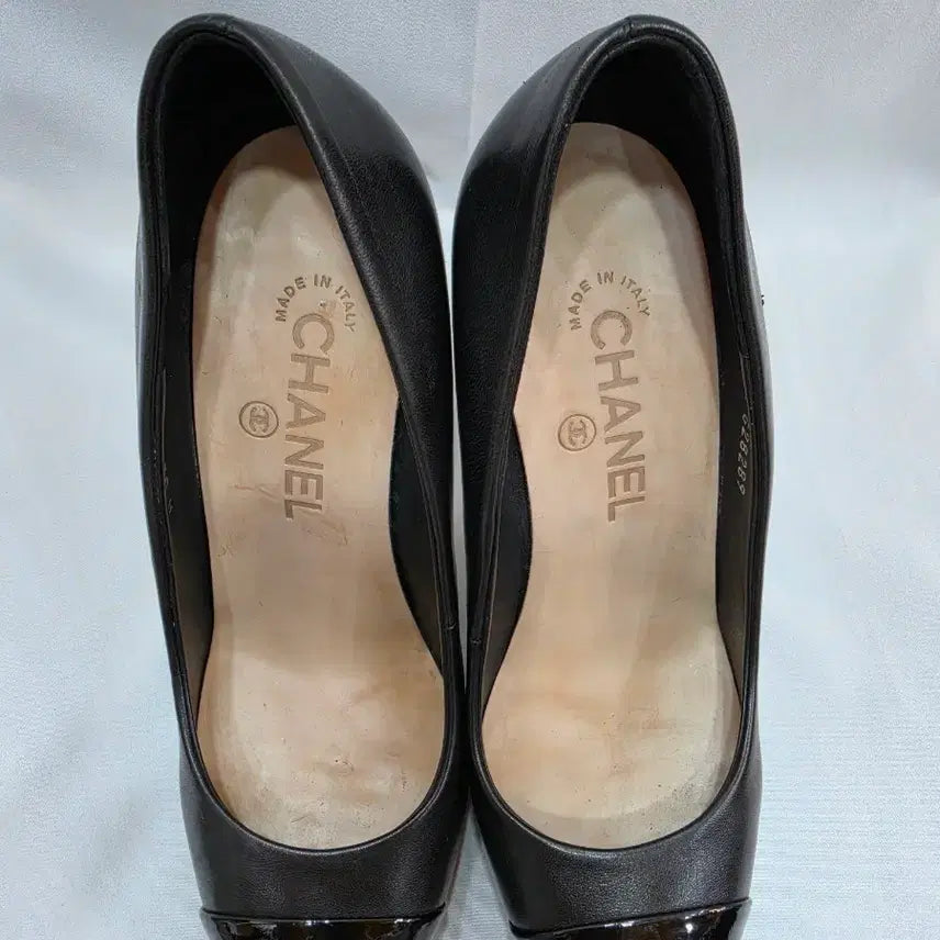 [BUNJANG] Chanel Cap-Toe Pumps 235-240mm / (정품)샤넬 캡토 펌프스힐 235~240
