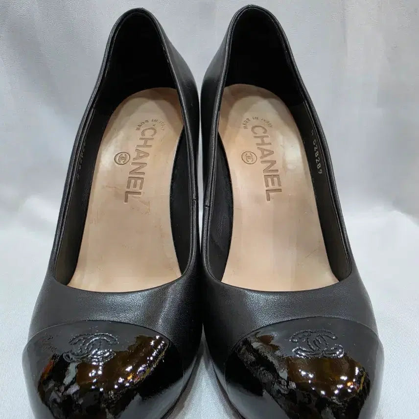 [BUNJANG] Chanel Cap-Toe Pumps 235-240mm / (정품)샤넬 캡토 펌프스힐 235~240