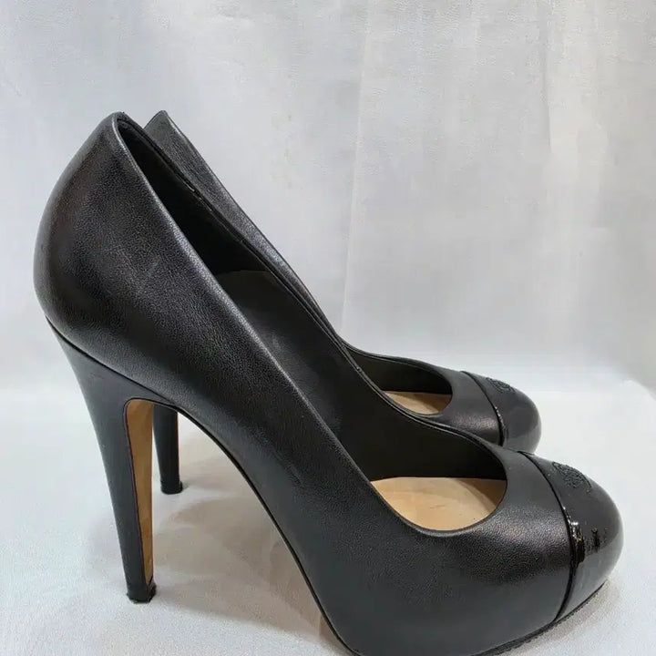 [BUNJANG] Chanel Cap-Toe Pumps 235-240mm / (정품)샤넬 캡토 펌프스힐 235~240