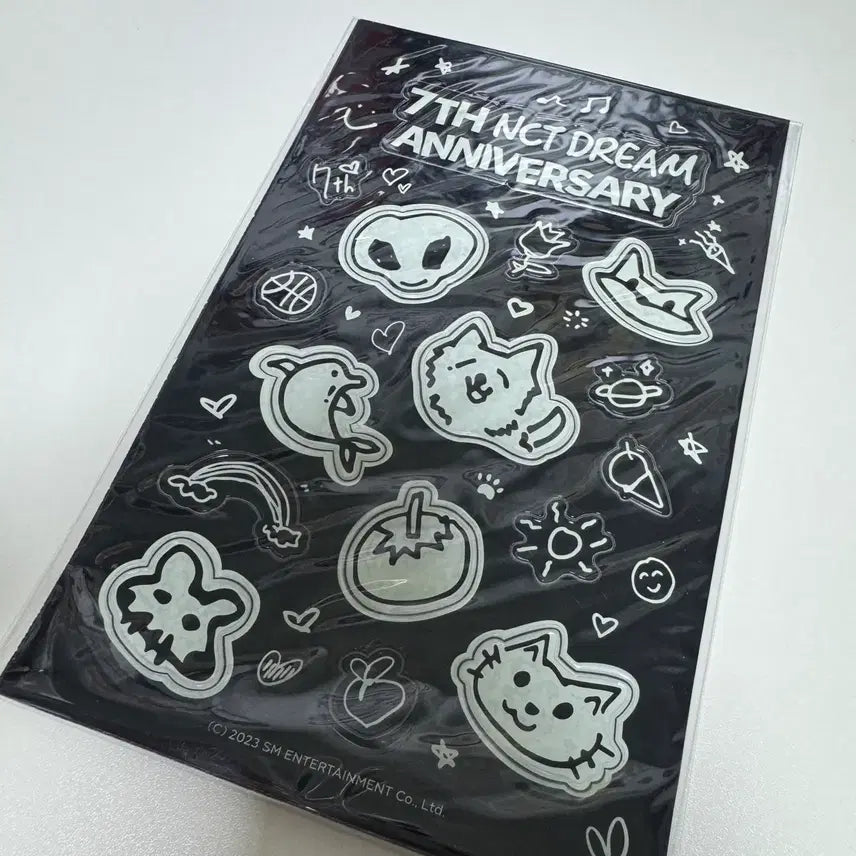 [BUNJANG] NCT Dream Glow-in-the-Dark Sticker MD / 엔시티드림 야광스티커 엠디 양도