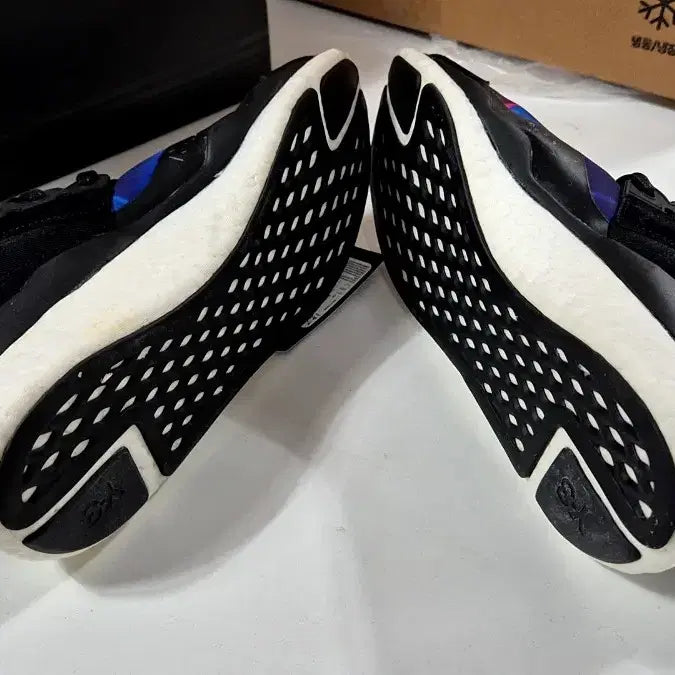 [BUNJANG] Y-3 와이쓰리 스니커즈 팝니다. / Y-3 와이쓰리 스니커즈 팝니다.