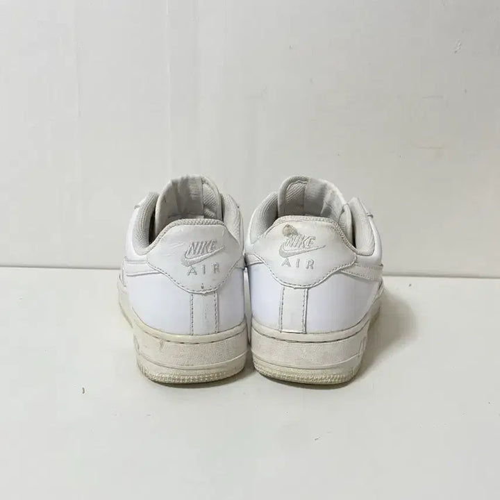 [SOLD OUT] 235 나이키 에어포스 운동화 정품