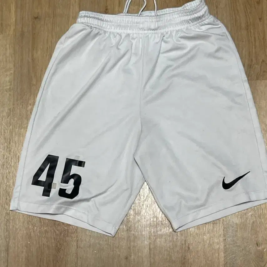 [SOLD OUT] 나이키 쇼트