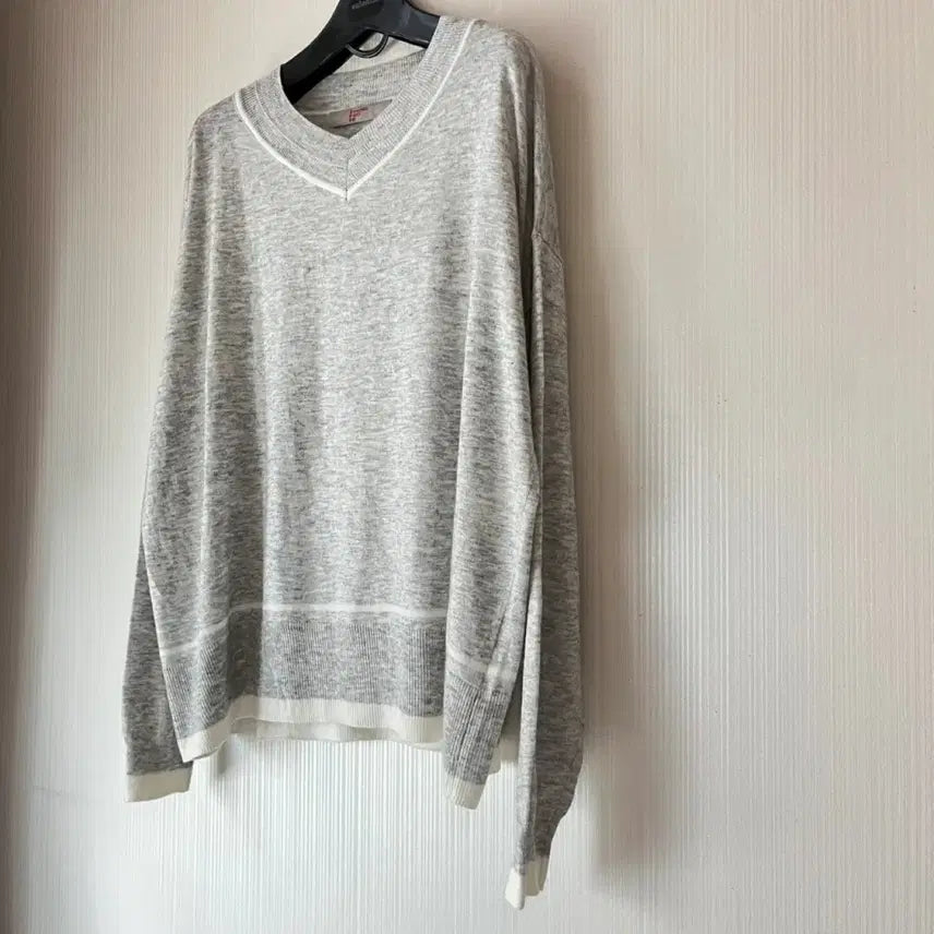 [BUNJANG] 8 Seconds V-Neck Knit Sweater / 8세컨즈 브이넥니트