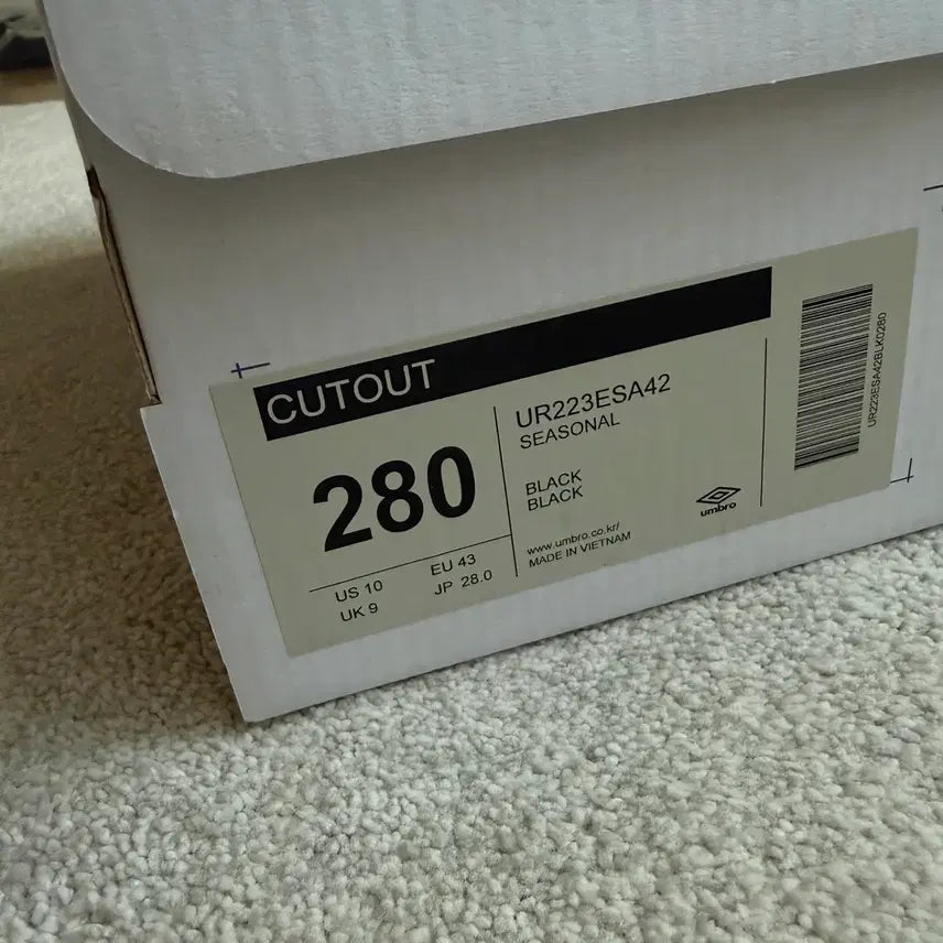 [BUNJANG] Umbro Cutout Sandals 280 Size / 엄브로 컷아웃 샌들 280 사이즈