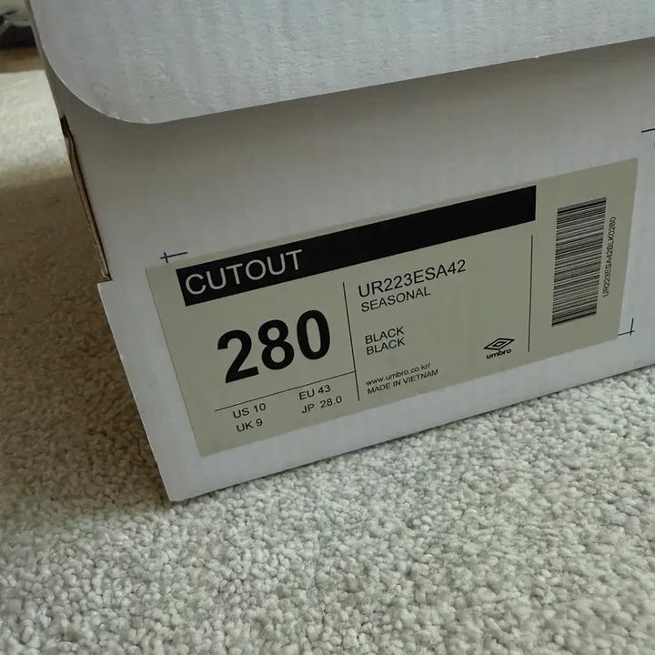 [BUNJANG] Umbro Cutout Sandals 280 Size / 엄브로 컷아웃 샌들 280 사이즈