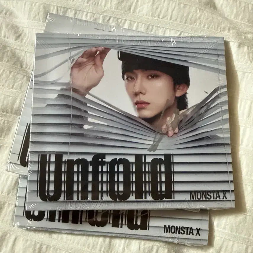 [SOLD OUT] 일괄) 몬스타엑스 unfold 미국앨범 기현, 주헌 싸인버전