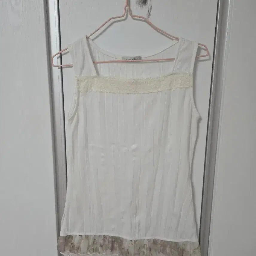[BUNJANG] Vintage Hagumi White Frill Sleeveless Top / 일본 빈티지 모리걸 하구미 흰색 프릴 민소매