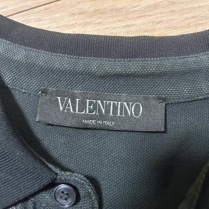 [BUNJANG] Valentino Black Camo Polo Shirt / 발렌티노 블랙 카모 카라티 made in itlay