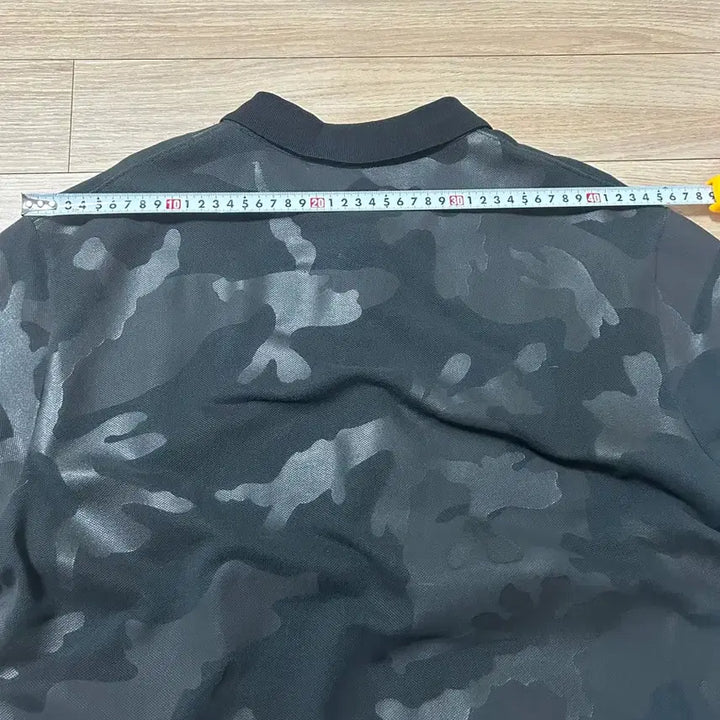 [BUNJANG] Valentino Black Camo Polo Shirt / 발렌티노 블랙 카모 카라티 made in itlay