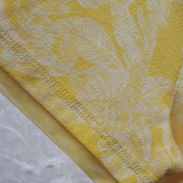 [BUNJANG] Daks Floral Print T-shirt / 닥스 티셔츠 90
