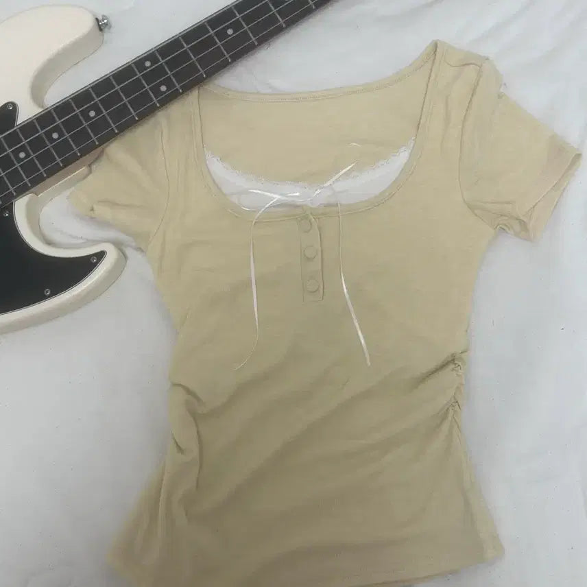 [BUNJANG] Yellow Layered Lace Short Sleeve Top / 연노랑 레이어링 레이스 반팔티