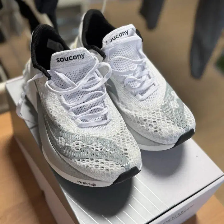 [SOLD OUT] 써코니 엔돌핀 프로4 250