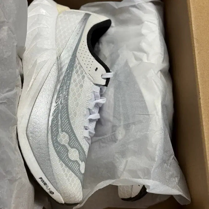 [SOLD OUT] 써코니 엔돌핀 프로4 250