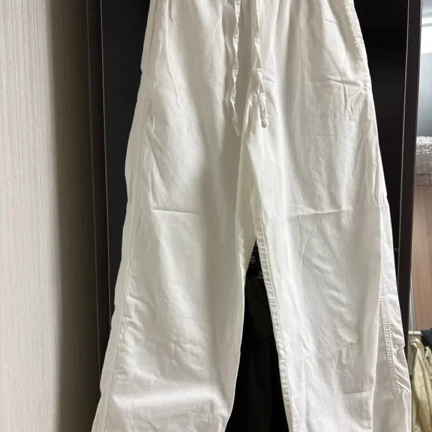 [SOLD OUT] 미엘 도매택 화이트 면바지 밴딩팬츠