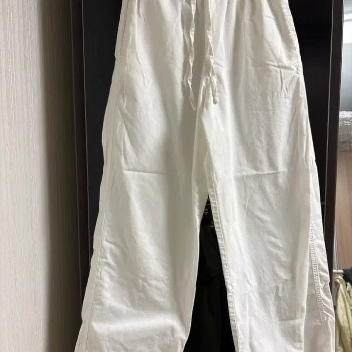 [SOLD OUT] 미엘 도매택 화이트 면바지 밴딩팬츠
