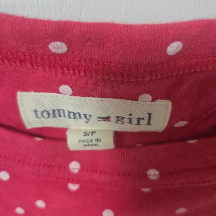 [BUNJANG] Tommy Hilfiger Girls Dot Sleeveless Top / 타미힐피거걸 도트 나시티 핫핑크