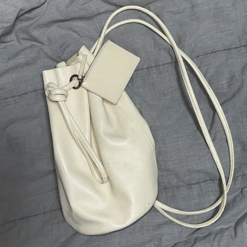 [BUNJANG] Ouro Painter Cream Bag with Card Wallet / 아우로 페인터 백 크림 (카드지갑 포함) Ouro Painter [가방]