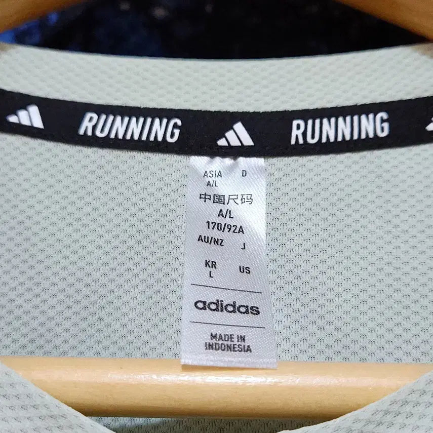 [BUNJANG] [ADIDAS] 여성 아디다스 오운더런 기능성 반팔티  L / [ADIDAS] 여성 아디다스 오운더런 기능성 반팔티  L