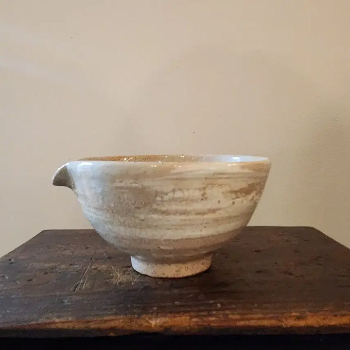 [BUNJANG] Baek, Young-kyu Buncheong Gwiyal Soowoo / 무형문화재 토인 백영규 분청귀얄 숙우