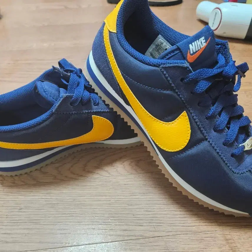 [SOLD OUT] 나이키 코르테즈 미사용 제품 240