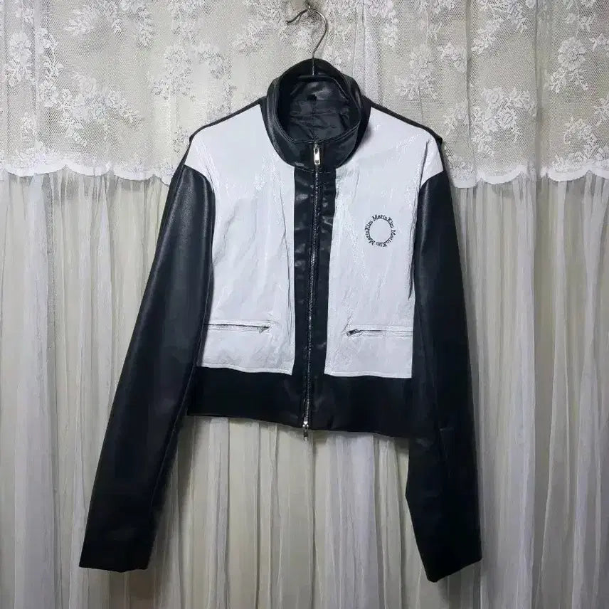 [SOLD OUT] 마뗑킴 Matin Kim 배색 레더 자켓