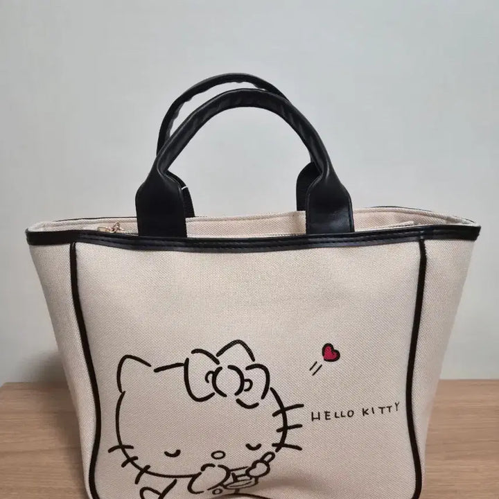 [BUNJANG] Sanrio Hello Kitty Canvas Tote Bag / 산리오 정품 헬로키티 캔버스백 토트백 아이보리 가방