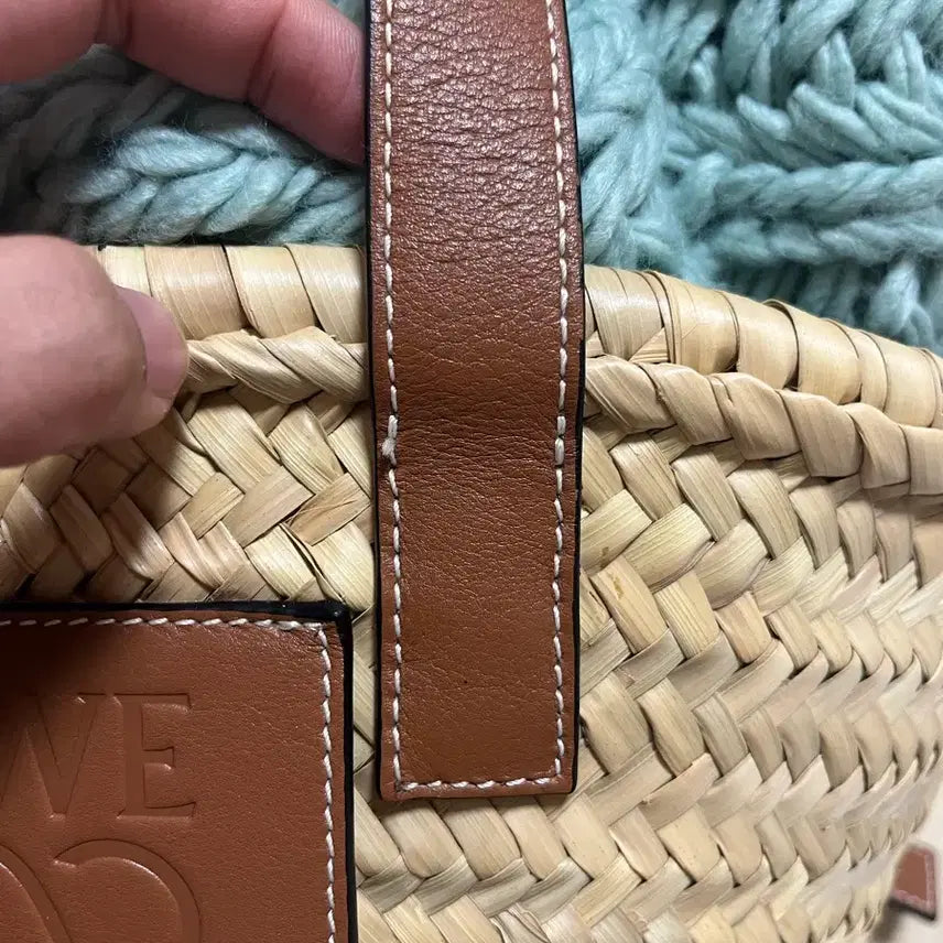 [SOLD OUT] (정품) 로에베 라피아백