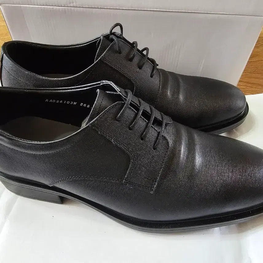 [SOLD OUT] 남성 검정색 가죽 구두 265(새상품)