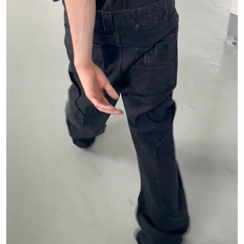 [SOLD OUT] MPa CALF POCKET PANTS (BLACK)