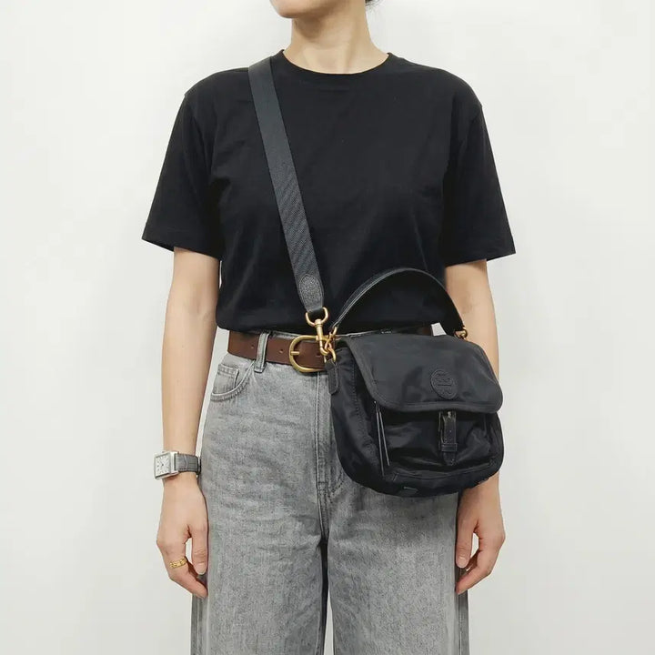 [BUNJANG] Tory Burch Scout Nylon Messenger Bag Crossbody / [정품] 토리버치 스카우트 나일론 메신저백 크로스백