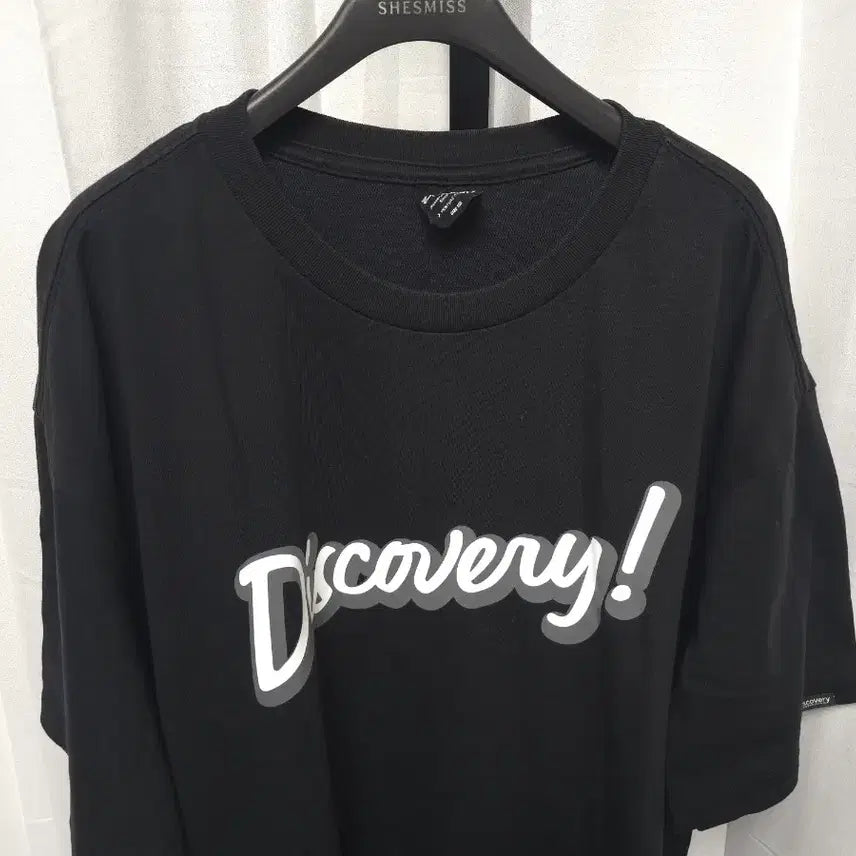 [SOLD OUT] 디스커버리 블랙 반팔 티셔츠(사이즈105)