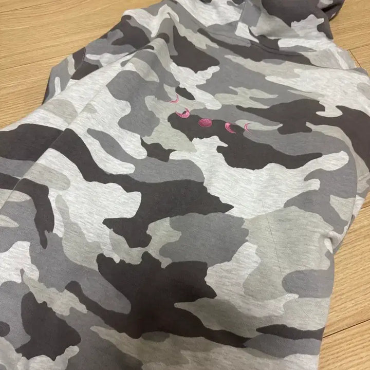 [SOLD OUT] 엔와이엑스엑스 WE ARE NYXX HOODIE CAMO M사이즈