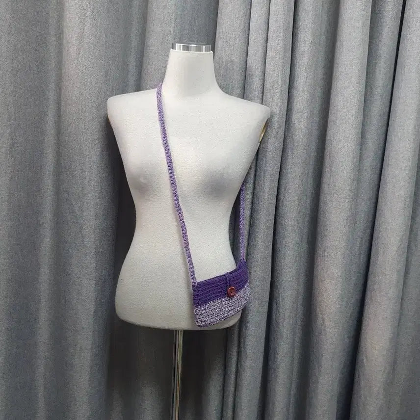 [BUNJANG] Handmade Purple Knitted Mini Crossbody Bag / 퍼플 핸드메이드 뜨개 미니 크로스백