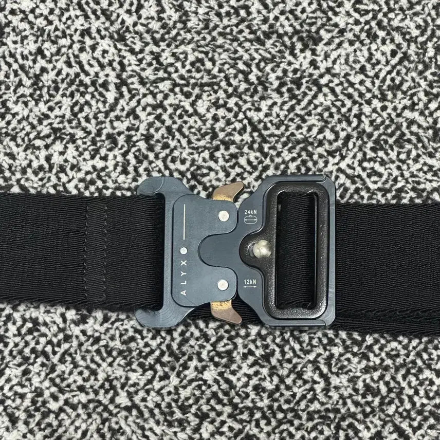 [SOLD OUT] 2018 s/s ALYX 알릭스 블랙 벨트
