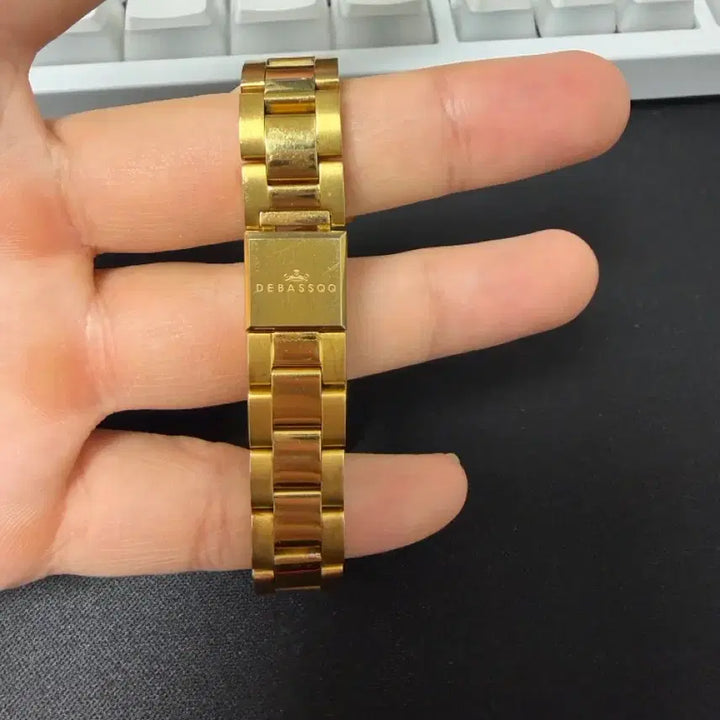 [BUNJANG] Debasky Polished Gold Bracelet / 드바스크 유광 골드팔찌